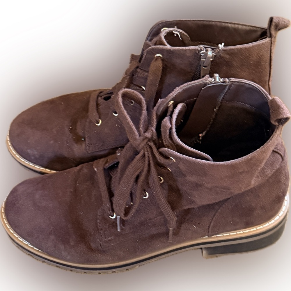 Kensie Brown Boots as is